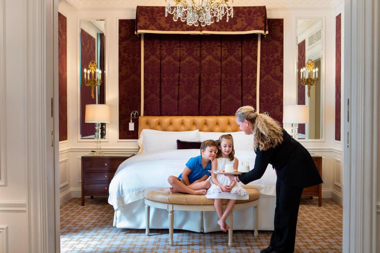 The St. Regis New York Hotel Buitenkant foto